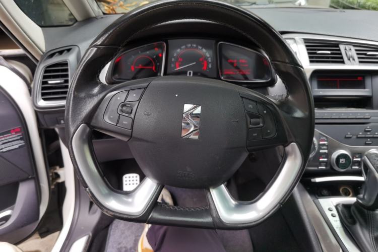Used DS 5 2014 1.6T Elegant Edition THP200 Steering Wheel