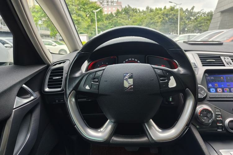 Used DS 5 2014 1.6T Elegant Version THP160 Steering Wheel