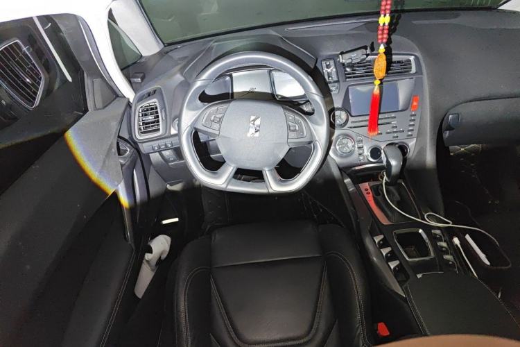 Used DS 5 2014 1.6T Elegant Version THP160 Steering Wheel