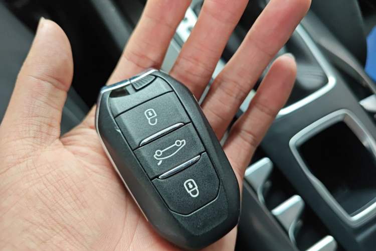 Used DS 5 2014 1.6T Luxury Edition THP160 Vehicle Key