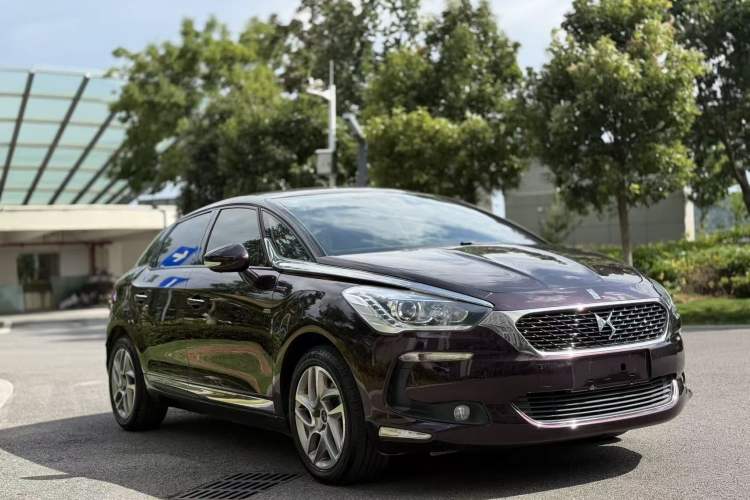 Used DS 5 2015 1.6T Elegant Edition THP160 Exterior 2