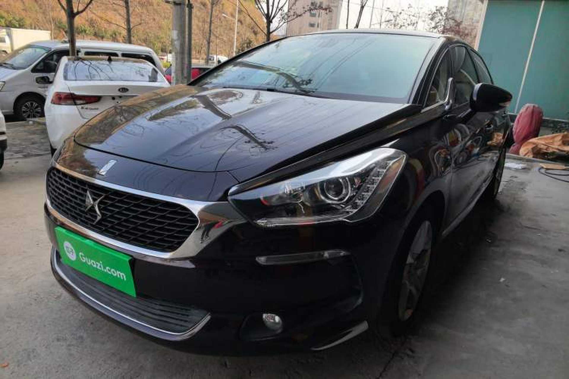 Used DS 5 2015 1.6T Luxury Edition THP160 Front Left 45 Deg