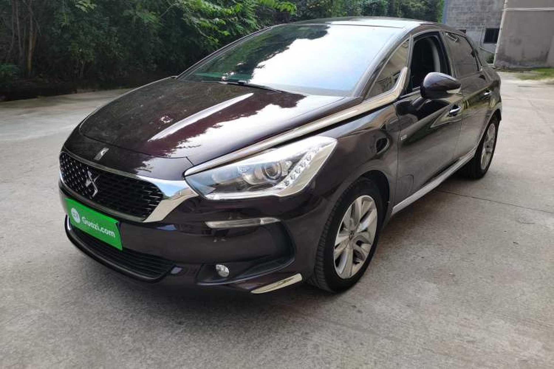 Used DS 5 2015 1.6T Luxury Edition THP160 Front Left 45 Deg