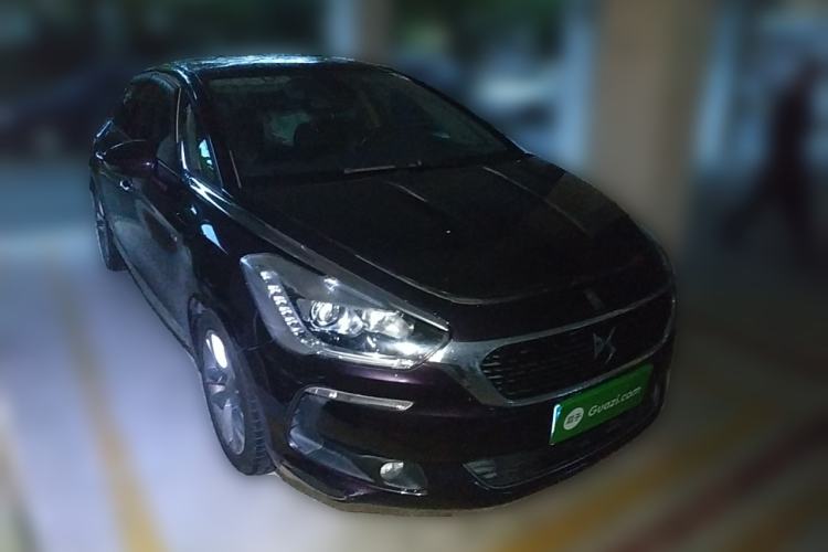 Used DS 5 2015 1.6T Luxury Edition THP160 Front Right 45 Deg