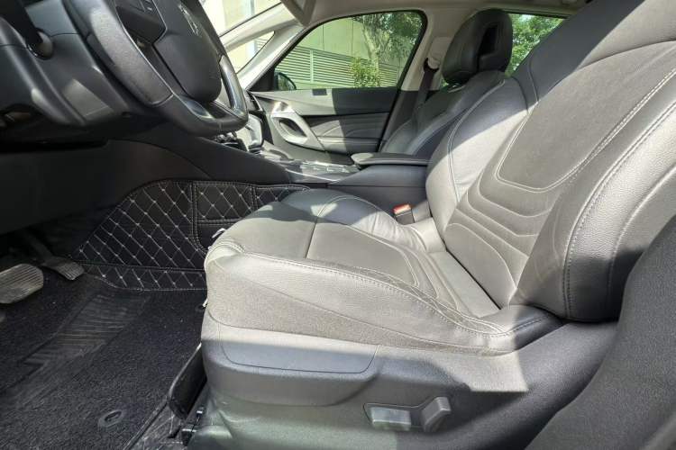 Used DS 5 2015 1.6T Elegant Edition THP160 Interior 3