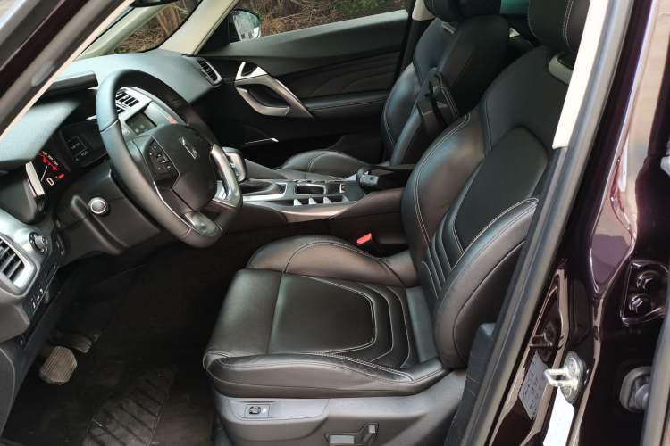 Used DS 5 2015 1.6T Luxury Edition THP160 Left Front Seat