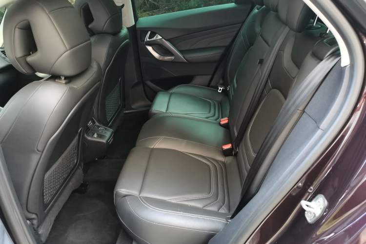 Used DS 5 2015 1.6T Luxury Edition THP160 Left Rear Seat
