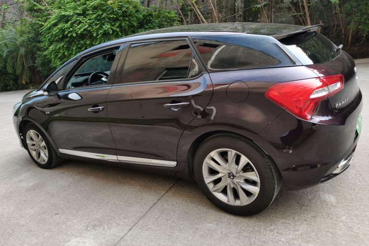 Used DS 5 2015 1.6T Luxury Edition THP160 Left Side