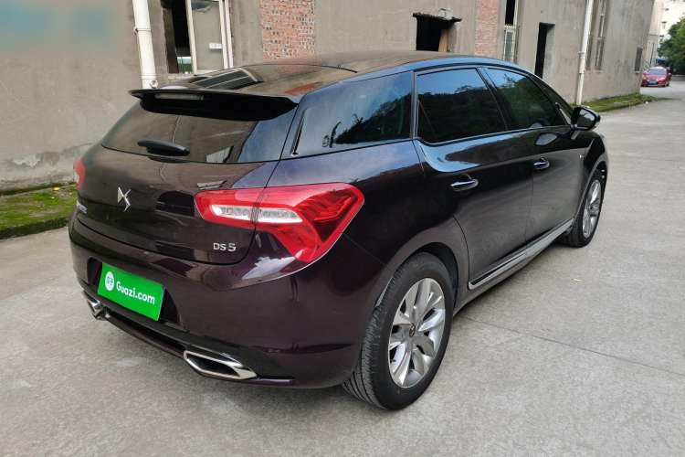Used DS 5 2015 1.6T Luxury Edition THP160 Rear Right 45 Deg