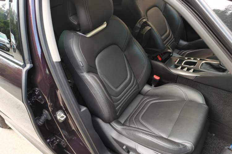 Used DS 5 2015 1.6T Luxury Edition THP160 Right Front Seat