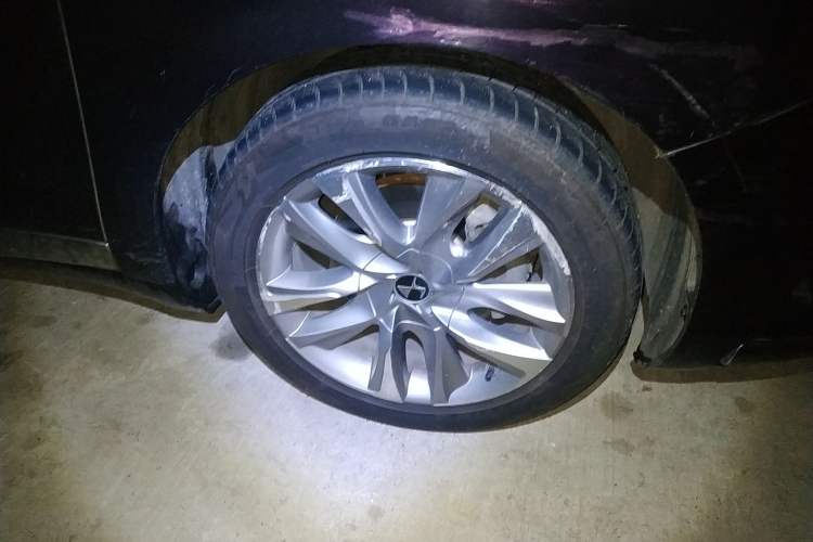 Used DS 5 2015 1.6T Luxury Edition THP160 Right Front Wheel Hub