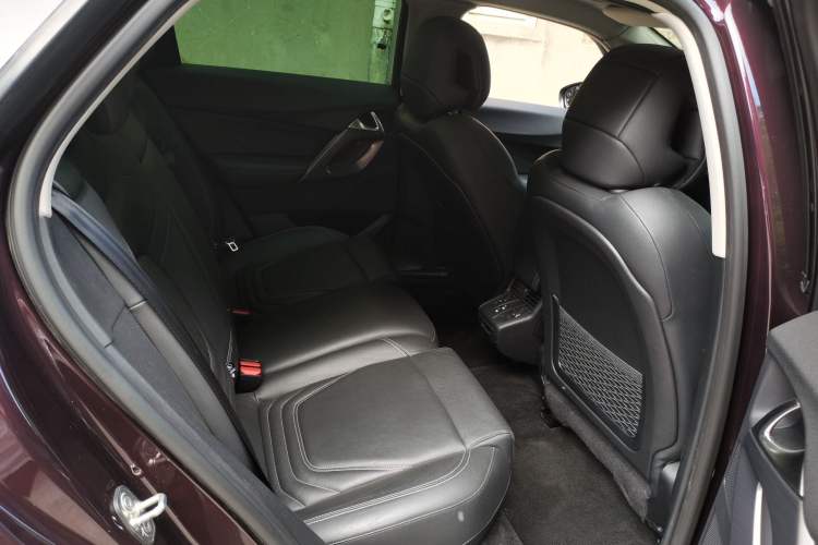 Used DS 5 2015 1.6T Luxury Edition THP160 Right Rear Seat