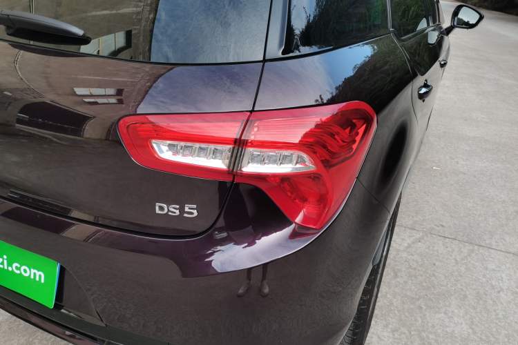 Used DS 5 2015 1.6T Luxury Edition THP160 Right Rear Taillight