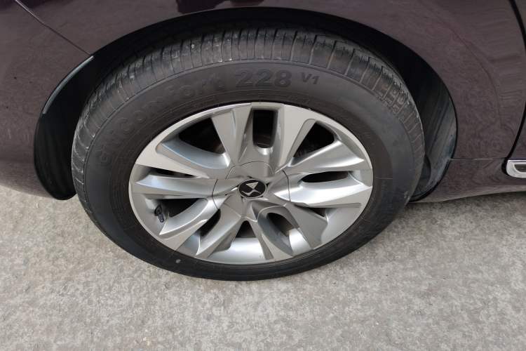 Used DS 5 2015 1.6T Luxury Edition THP160 Right Rear Wheel Hub