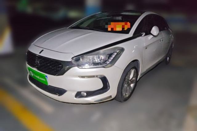 Used DS 5 2015 1.6T Luxury Edition THP160