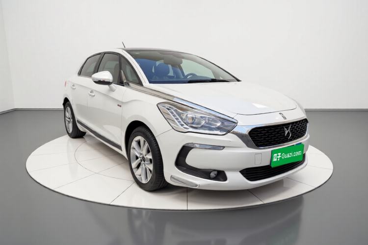 Used DS 5 2015 1.6T Luxury Edition THP160 Exterior 2