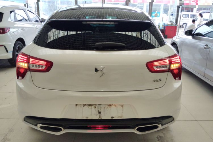 Used DS 5 2015 1.6T Luxury Edition THP160 Exterior 4