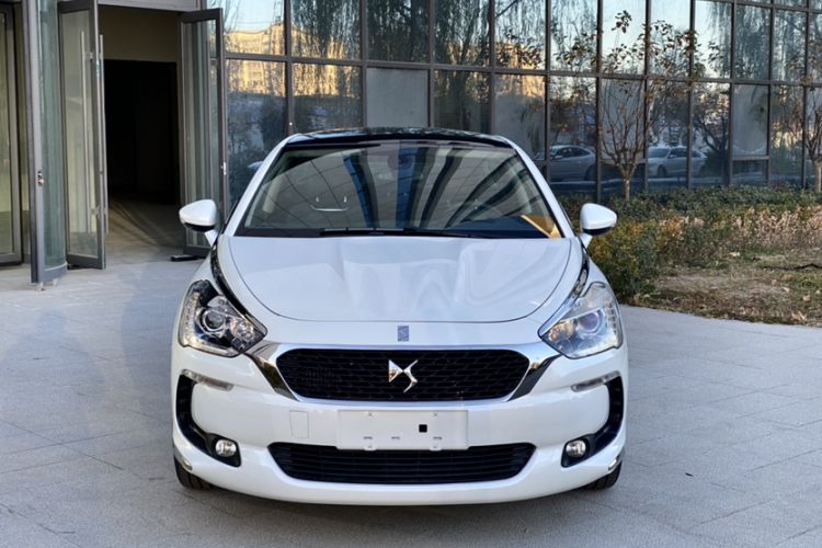 Used DS 5 2015 1.6T Luxury Edition THP160 Exterior 5