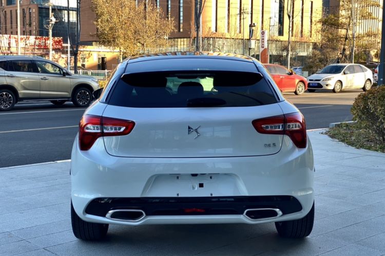 Used DS 5 2015 1.6T Luxury Edition THP160 Exterior 7
