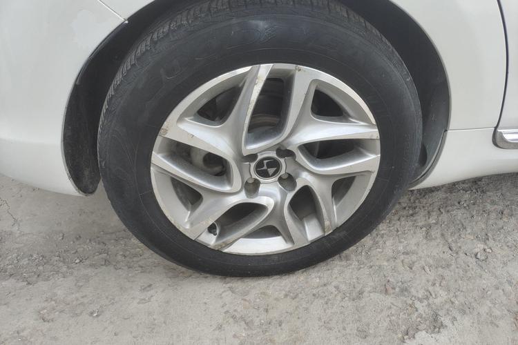 Used DS 5 2015 1.6T Elegant Edition THP160 Exterior 8