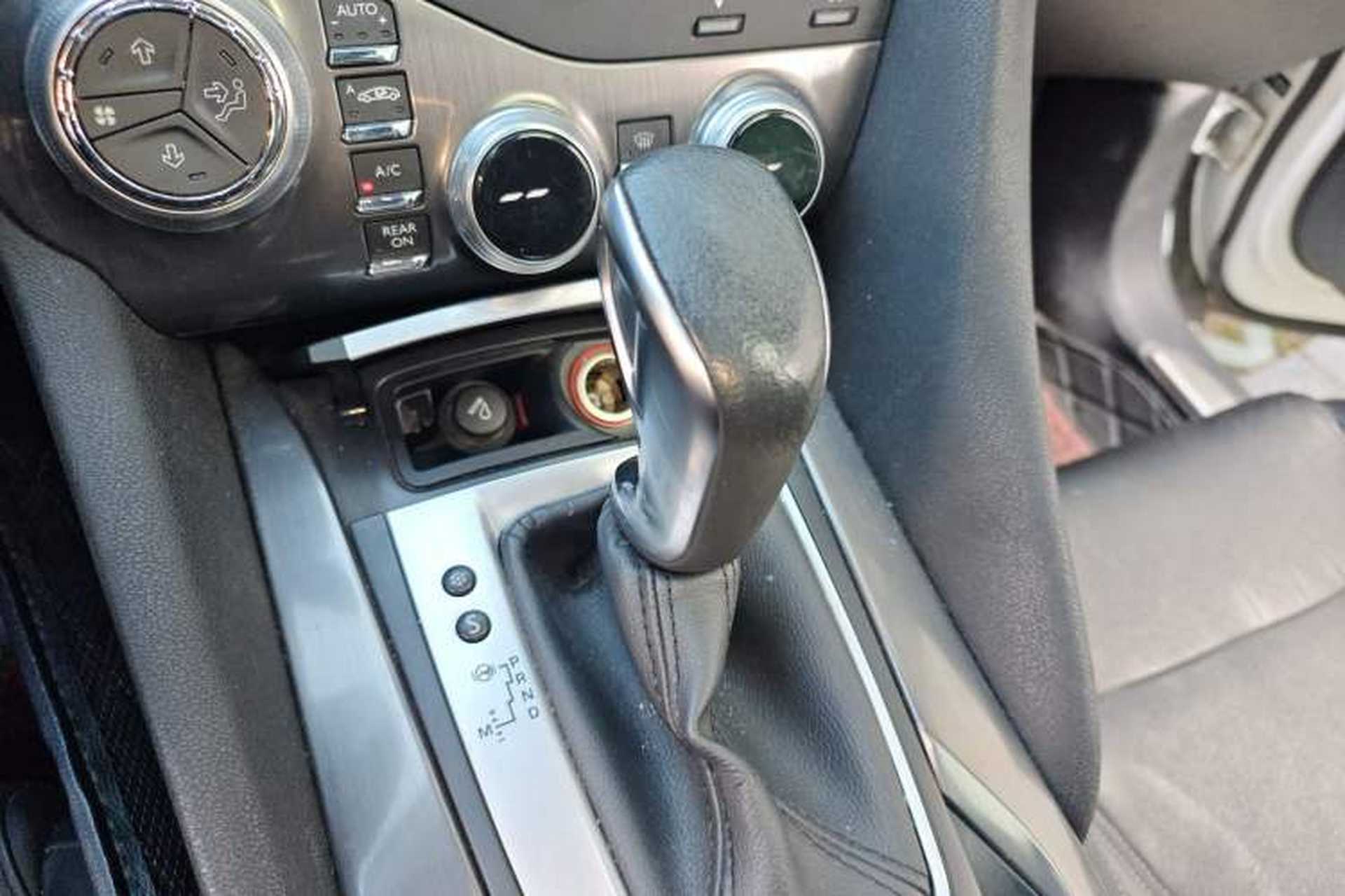 Used DS 5 2015 1.6T Elegant Edition THP160 Gear Lever