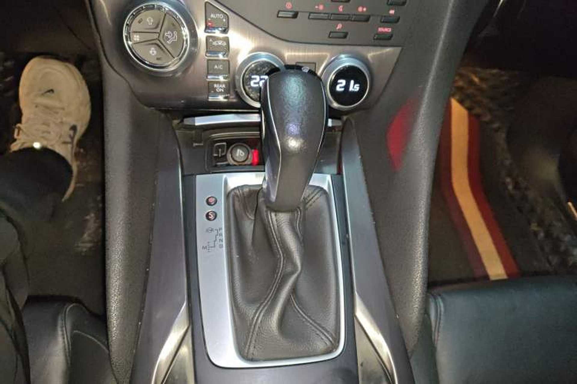 Used DS 5 2015 1.6T Luxury Edition THP160 Gear Lever