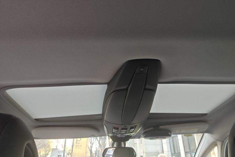 Used DS 5 2015 1.6T Luxury Edition THP160 Headliner