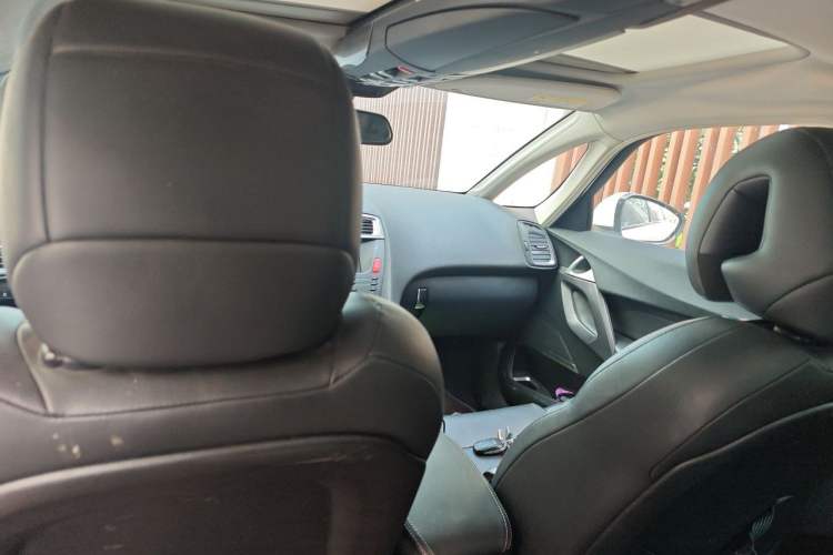 Used DS 5 2015 1.8T Luxury Edition THP200 Headliner