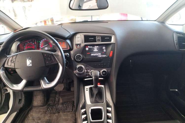 Used DS 5 2015 1.6T Elegant Edition THP160 Interior 2