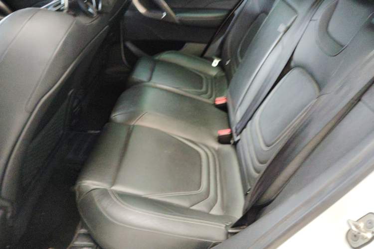 Used DS 5 2015 1.6T Luxury Edition THP160 Interior 4