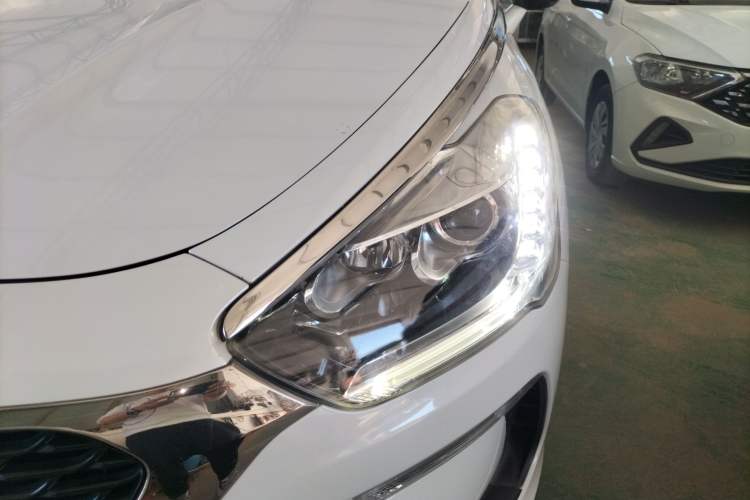 Used DS 5 2015 1.6T Elegant Edition THP160 Left Front Headlight