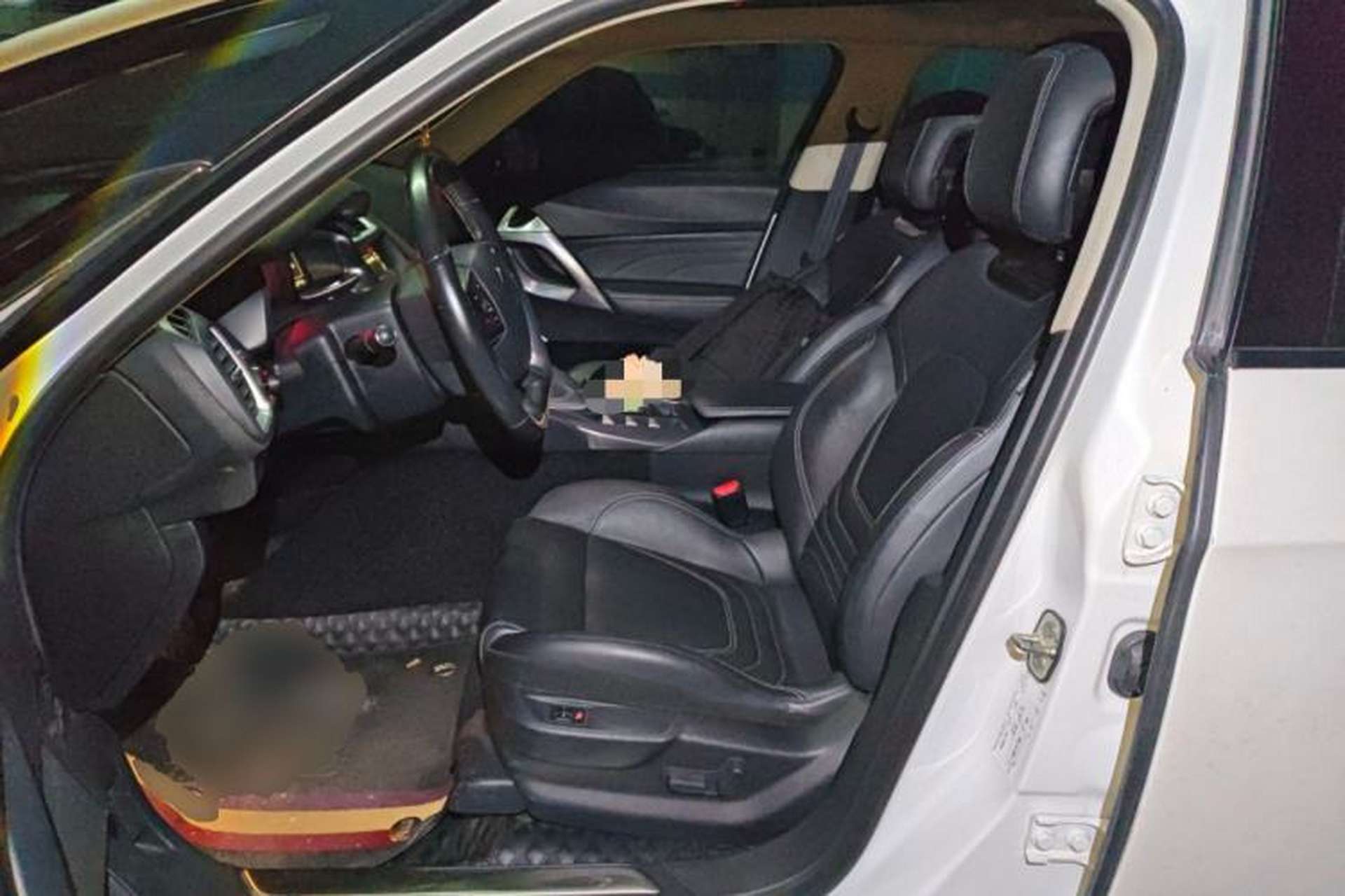 Used DS 5 2015 1.6T Luxury Edition THP160 Left Front Seat