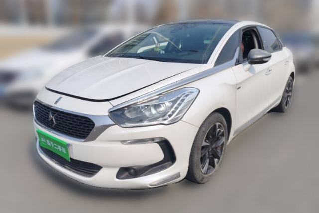 Used DS 5 2015 1.6T Luxury Edition THP160
