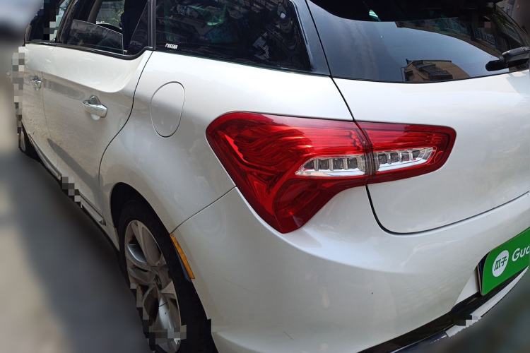 Used DS 5 2015 1.6T Luxury Edition THP160 Rear Left 45 Deg