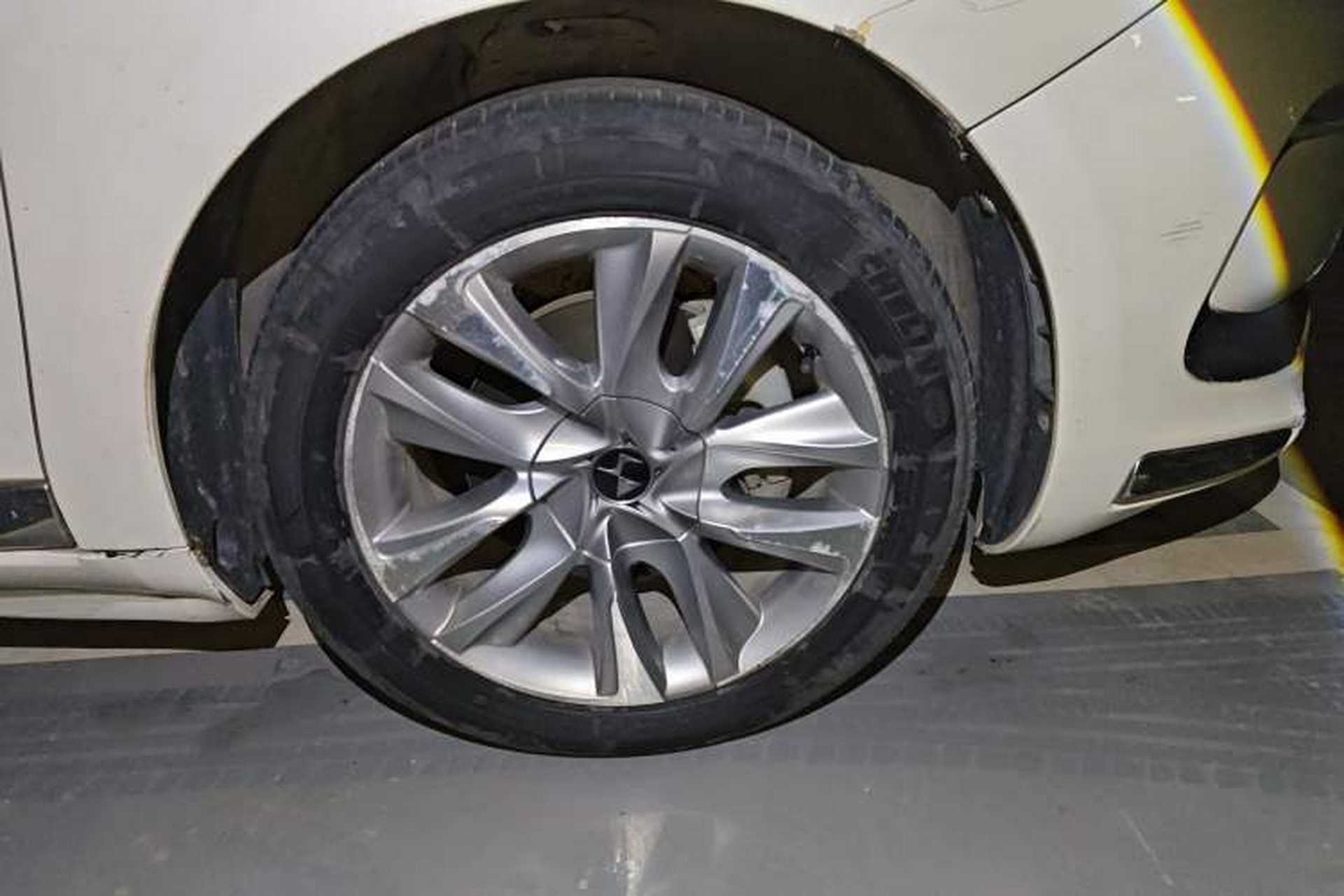 Used DS 5 2015 1.6T Luxury Edition THP160 Right Front Wheel Hub