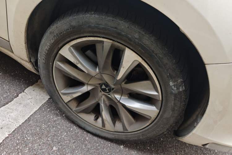 Used DS 5 2015 1.8T Luxury Edition THP200 Right Front Wheel Hub