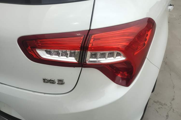 Used DS 5 2015 1.6T Elegant Edition THP160 Right Rear Taillight