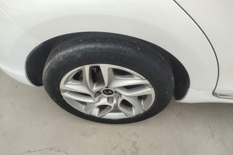 Used DS 5 2015 1.6T Elegant Edition THP160 Right Rear Wheel Hub