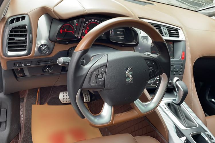 Used DS 5 2015 1.8T Prestige Edition THP200 Steering Wheel