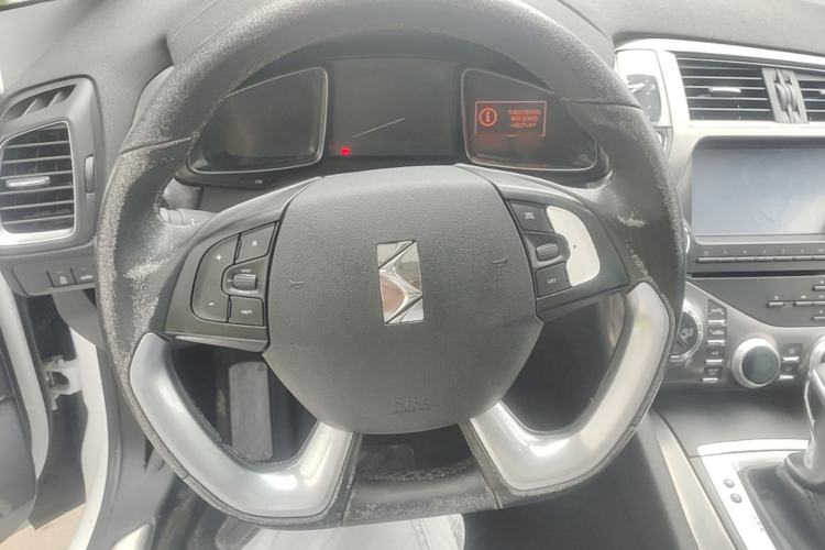 Used DS 5 2015 1.6T Elegant Edition THP160 Steering Wheel