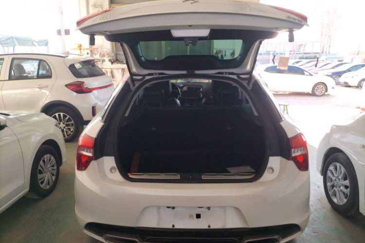 Used DS 5 2015 1.6T Elegant Edition THP160 Trunk