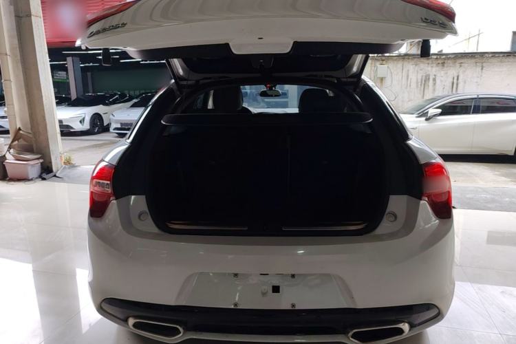Used DS 5 2015 1.8T Luxury Edition THP200 Trunk