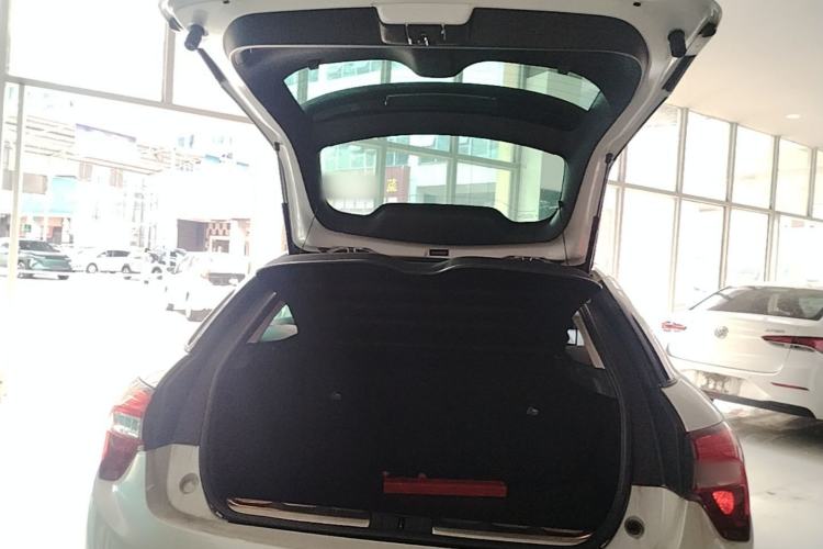 Used DS 5 2015 1.6T Elegant Edition THP160 Trunk