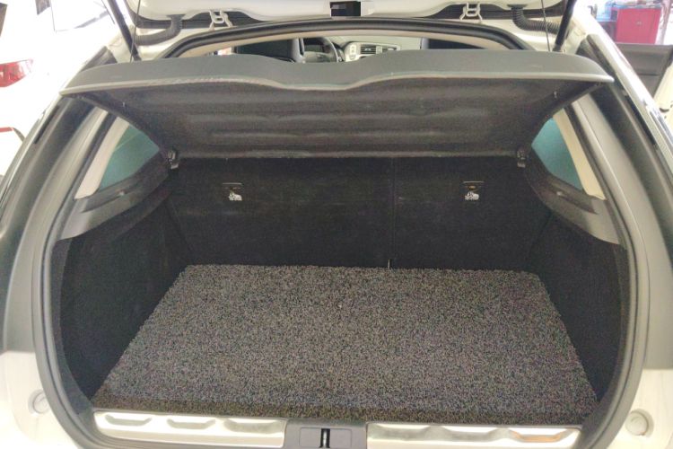Used DS 5 2015 1.6T Luxury Edition THP160 Trunk