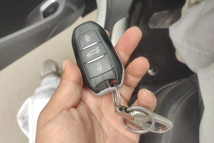 Used DS 5 2015 1.6T Elegant Edition THP160 Vehicle Key