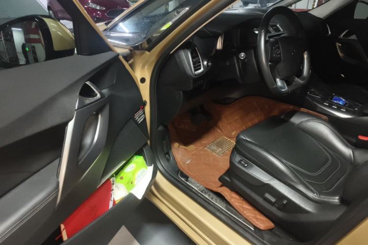 Used DS 5 2015 1.6T Luxury Edition THP160 Driver Seat