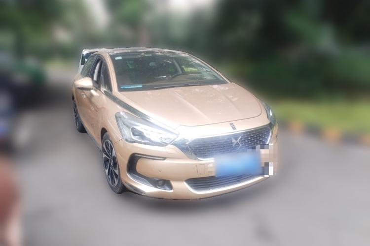 Used DS 5 2015 1.8T Prestige Edition THP200 Front Right 45 Deg