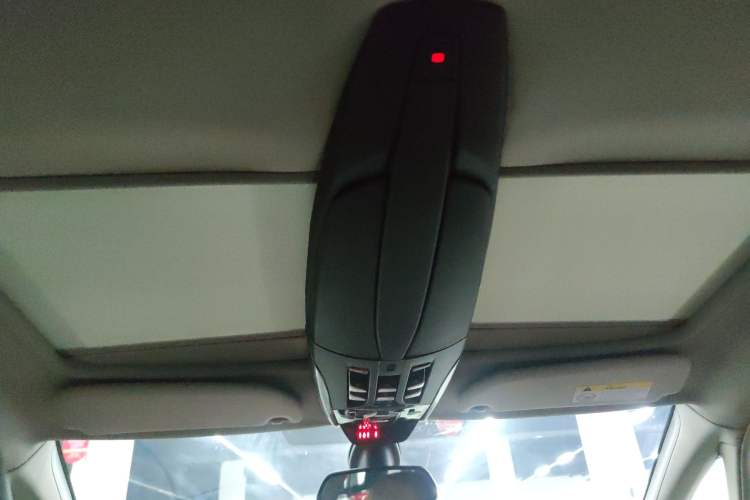 Used DS 5 2015 1.8T Prestige Edition THP200 Headliner