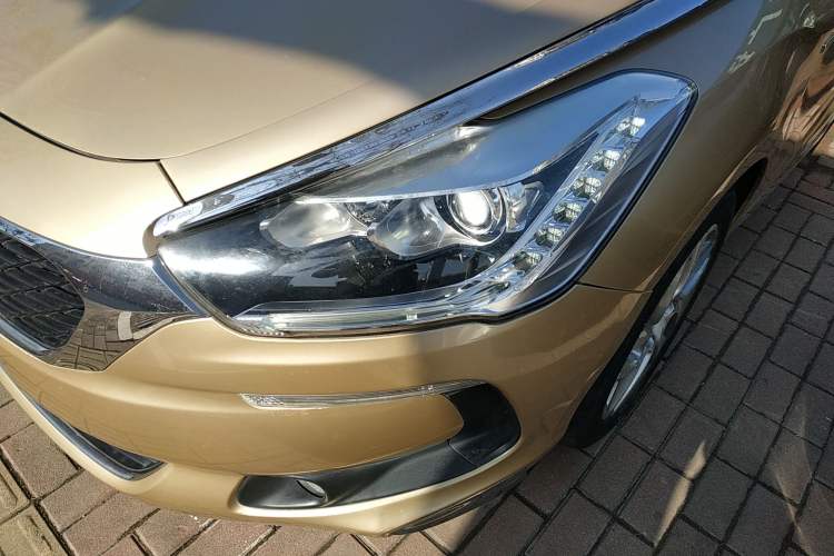 Used DS 5 2015 1.6T Elegant Edition THP160 Left Front Headlight
