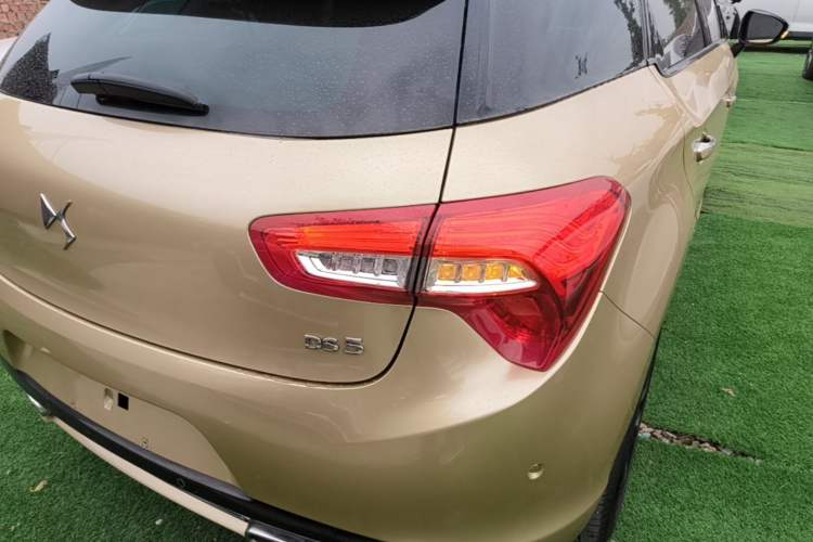 Used DS 5 2015 1.8T 60th Anniversary Limited Edition THP200 Right Rear Taillight